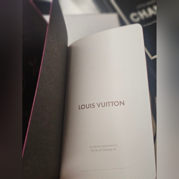 Louis Vuitton Pink Monogram Small Notebook! - Picture 10 of 11